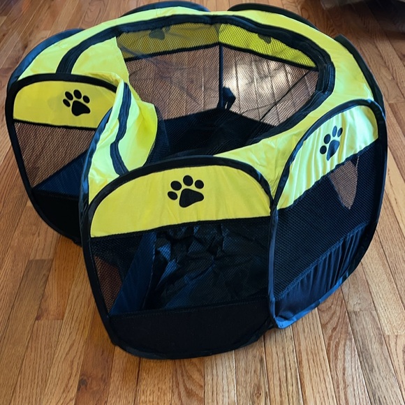 Pet Tent - Picture 5 of 7